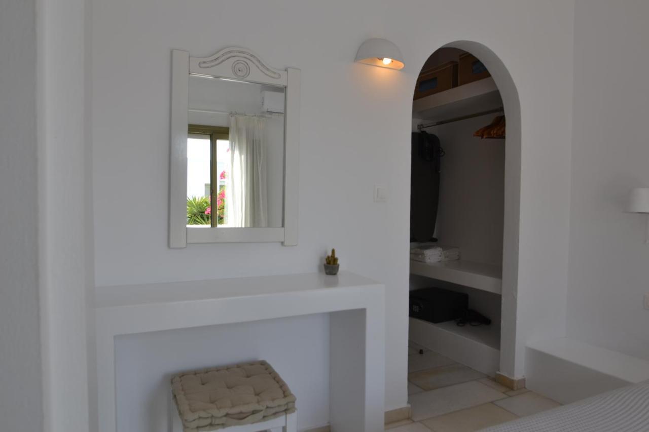 Artemis Hotel Antiparos Buitenkant foto