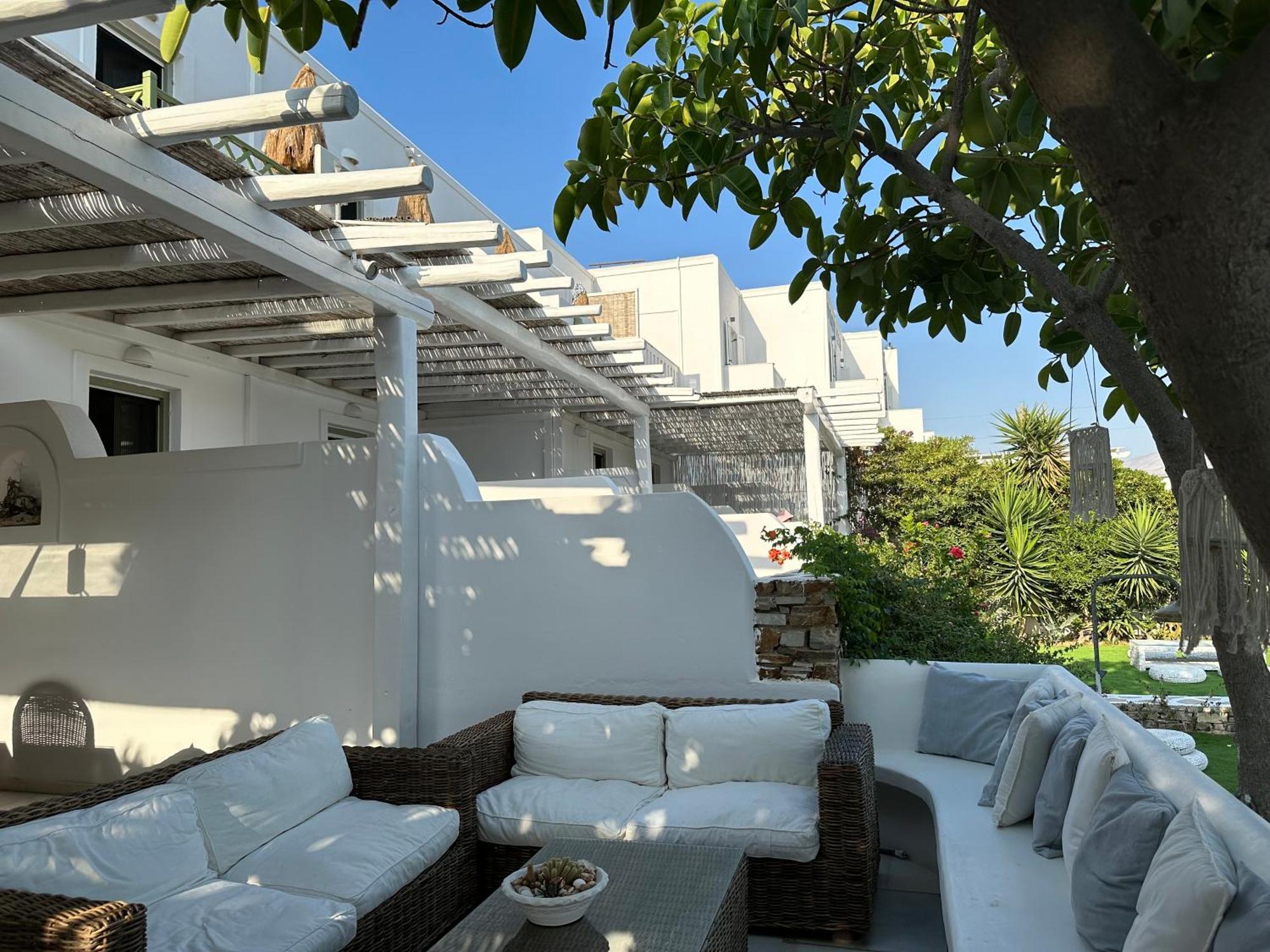 Artemis Hotel Antiparos Buitenkant foto