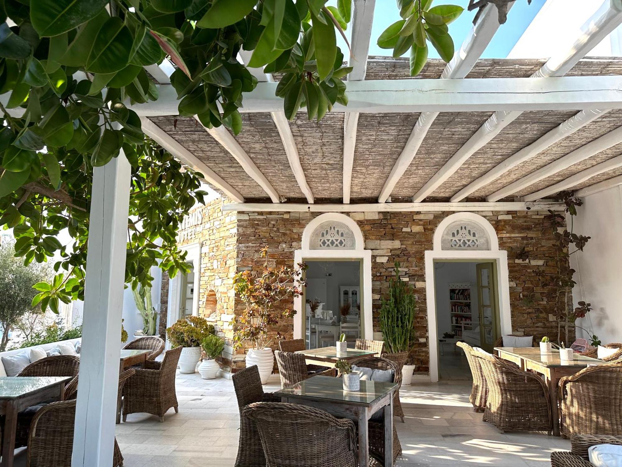 Artemis Hotel Antiparos Buitenkant foto