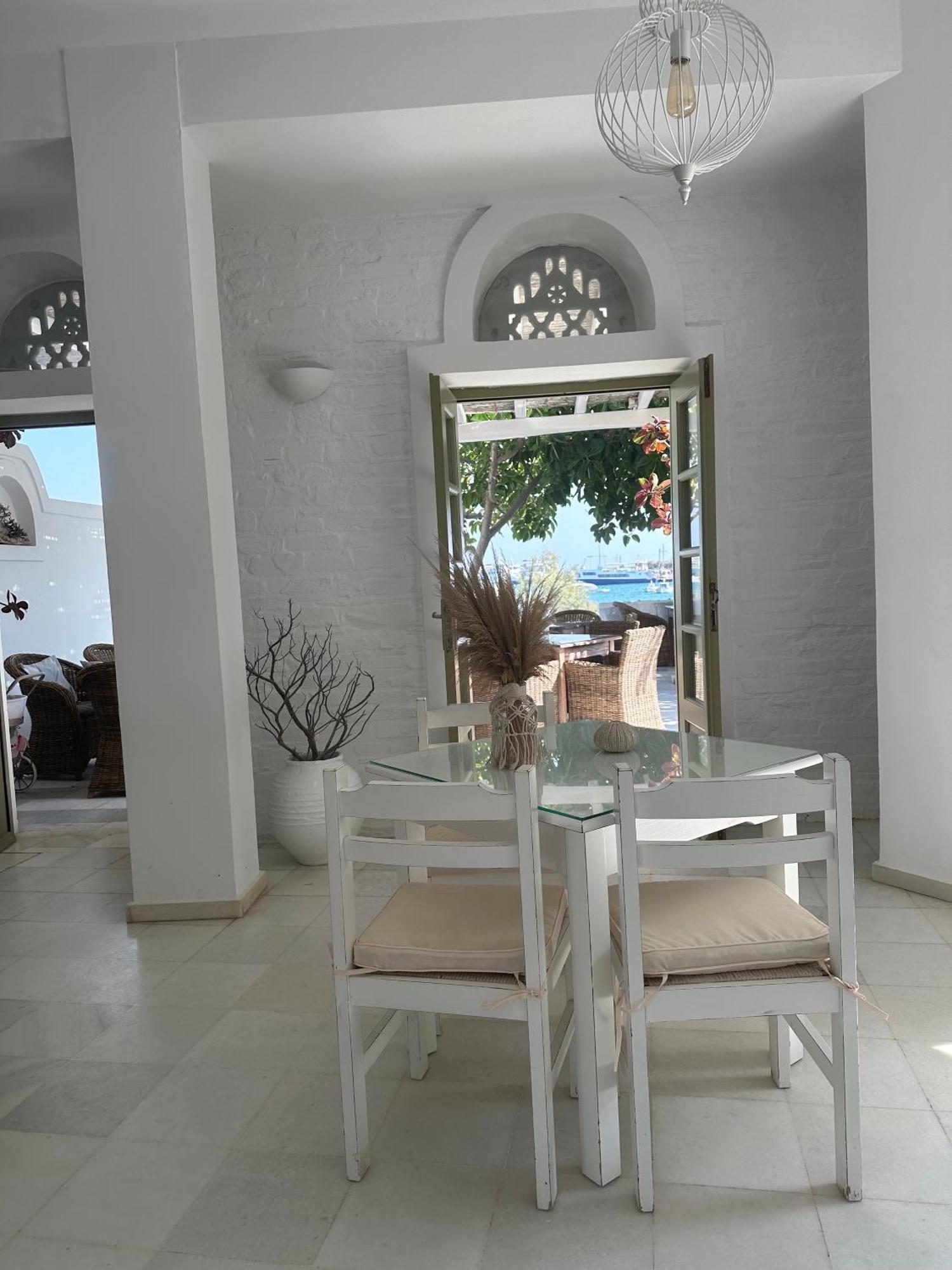 Artemis Hotel Antiparos Buitenkant foto
